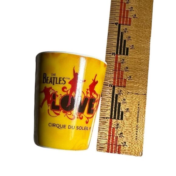 The Beatles Cirque de Soleil Love Commemorative Souvenir Shot Glass - Picture 10 of 11
